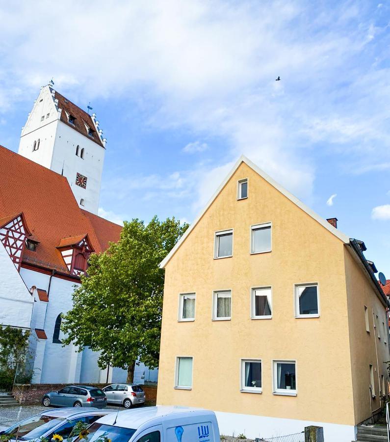 Haus Leipheim Hotel Exterior foto